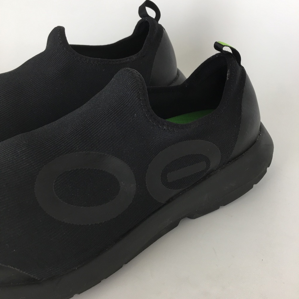 OOFOS Men’s OOmg EeZee Low Recovery Shoes Black Comfort Slip On Loafers Size 12 - Picture 7 of 13
